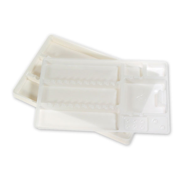 BANDEJAS PLASTICO COMPART. 28x18cm. 400u MEDICALIN