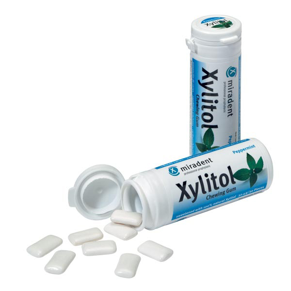 MIRADENT XYLITOL CHICLES HIERBABUENA